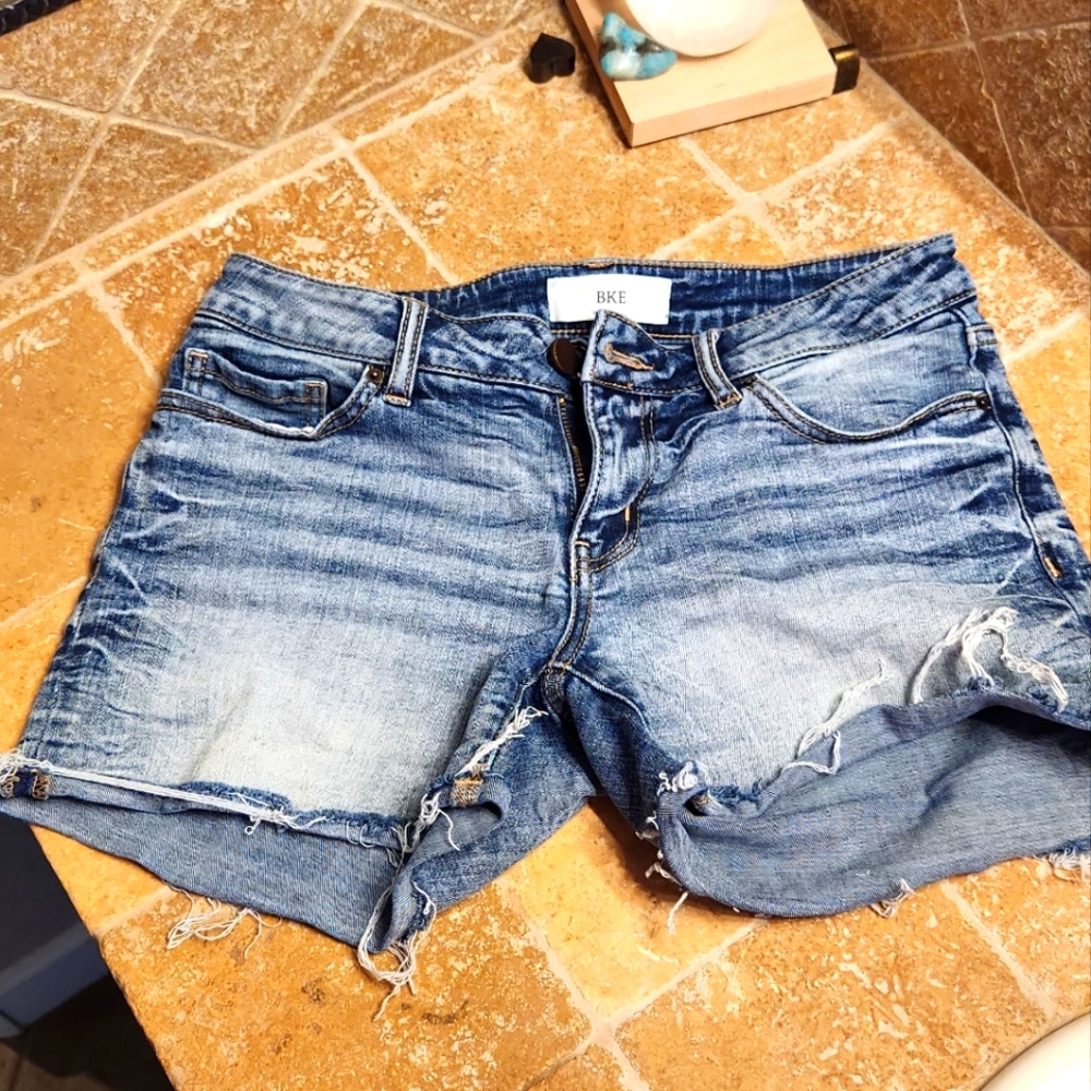 BKE Stella shorts